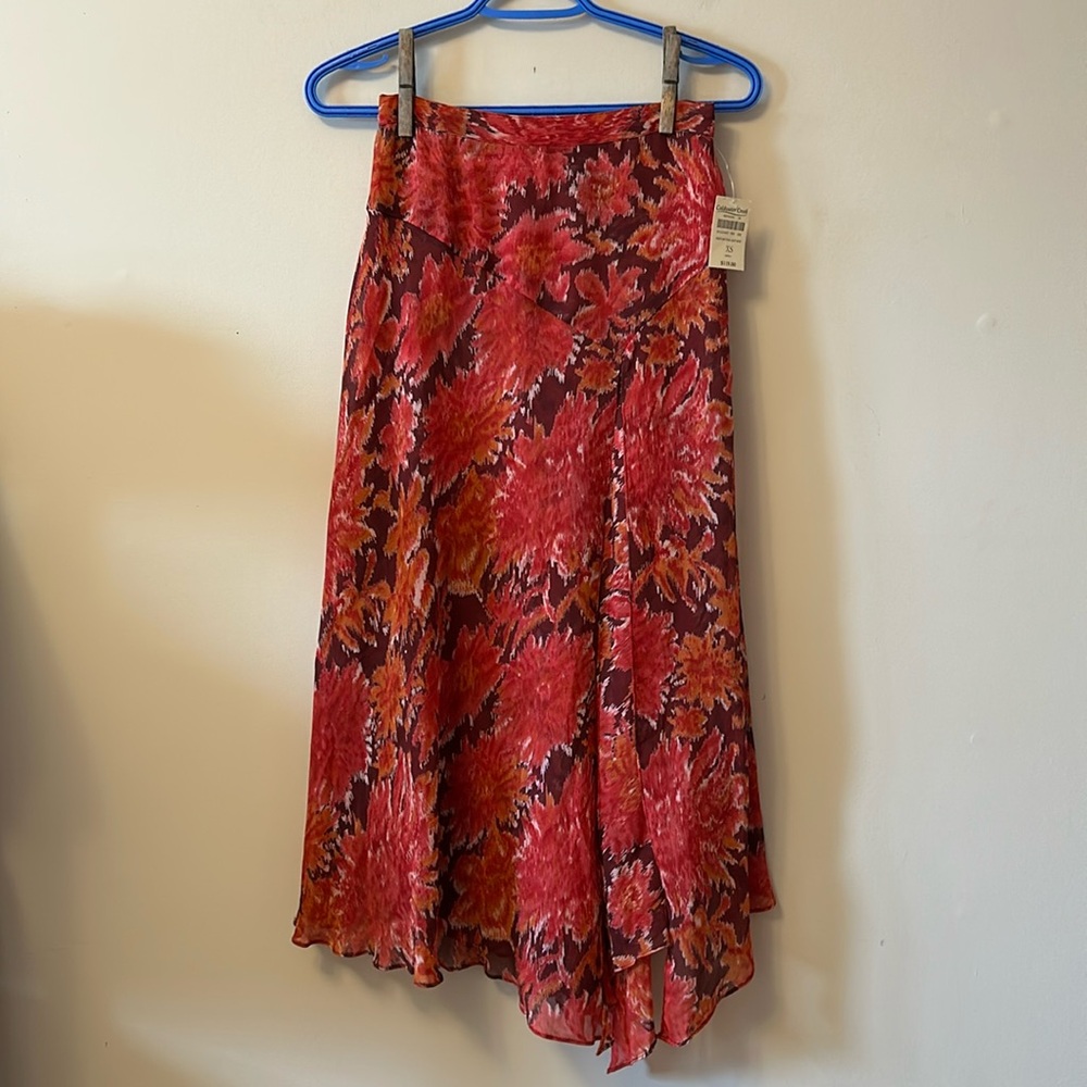 Coldwater Creek rayon 2 layer mid calf  elastic waist red printed skirt size XL